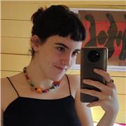 Universitaria responsable y alegre, doy clases de euskera